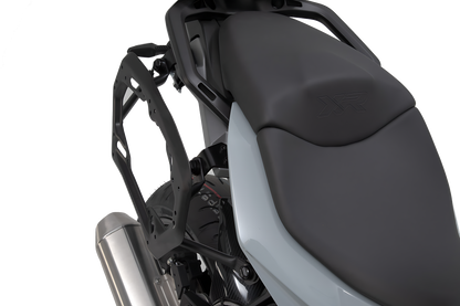 Soporte lateral PRO Negro. BMW S 1000 XR (19-).
