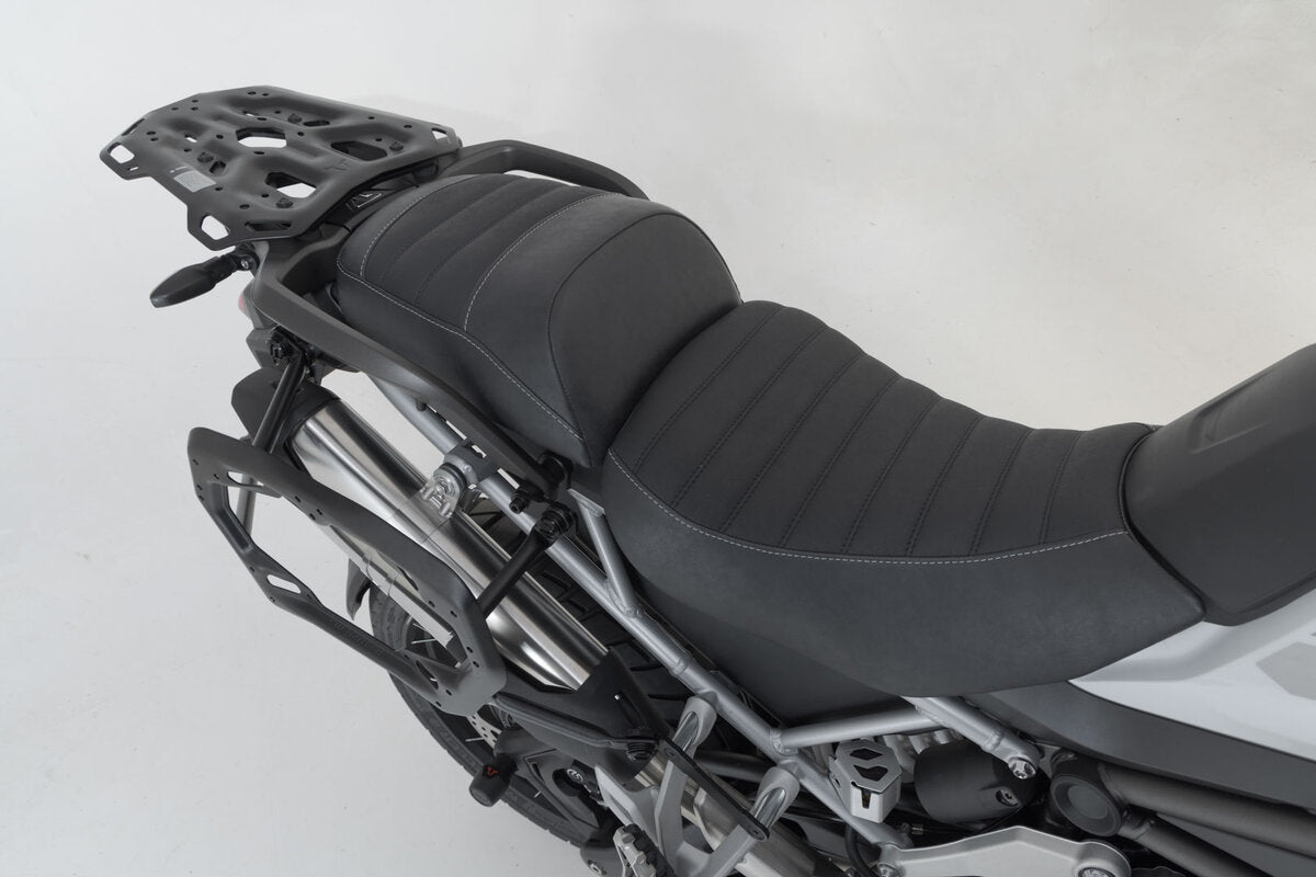 Soporte lateral PRO. Negro. Tiger 1200 Rally Pro/GT/GT Pro (22-).