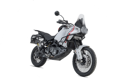 Soporte lateral PRO, modelo de EE. UU. Negro. Ducati DesertX (22-) / Rally (23-).