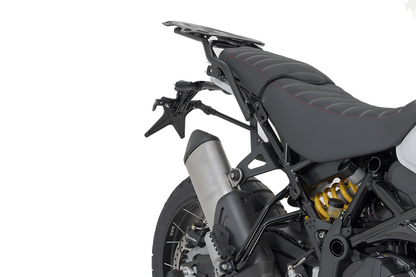 Soporte lateral PRO, modelo de EE. UU. Negro. Ducati DesertX (22-) / Rally (23-).
