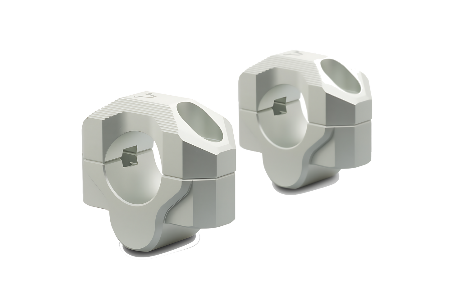 Elevador de manillar Ø 28 mm H=20 mm. Plateado. Fresado.