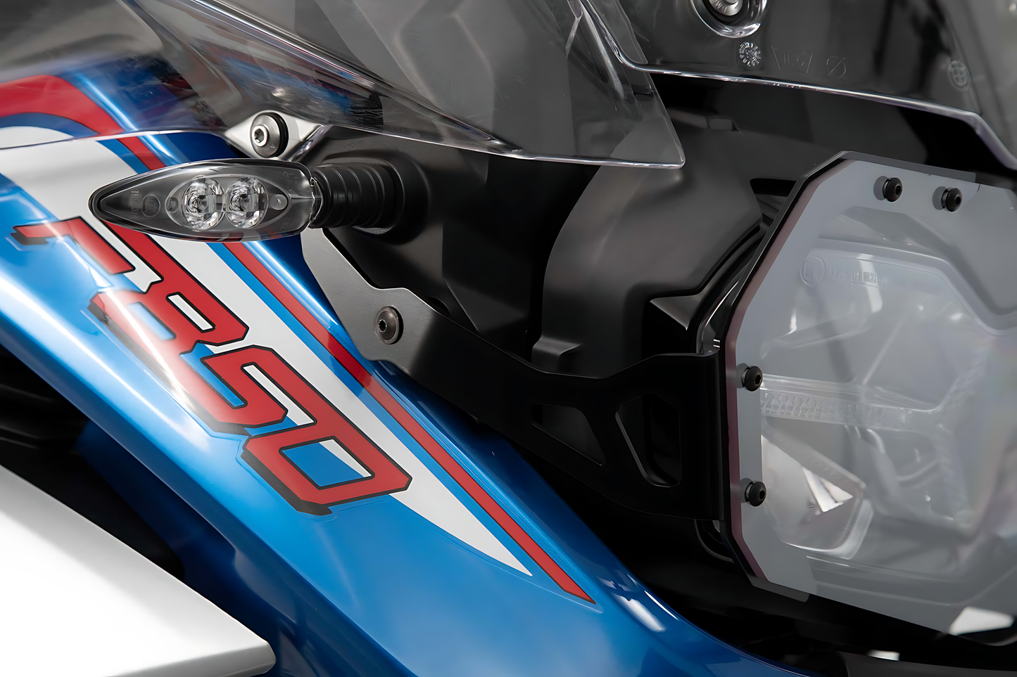 Protector de luces delanteras Soporte con panel de PVC. BMW F850GS Adv (18-).