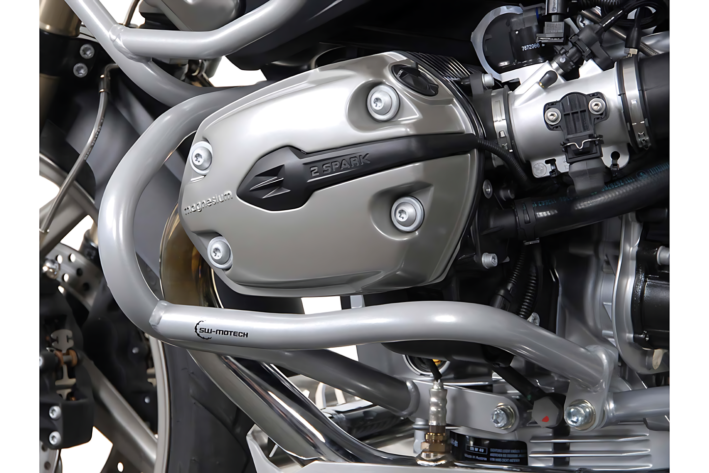 Protecciones laterales de motor Plateado. BMW R 1200 GS (04-12).