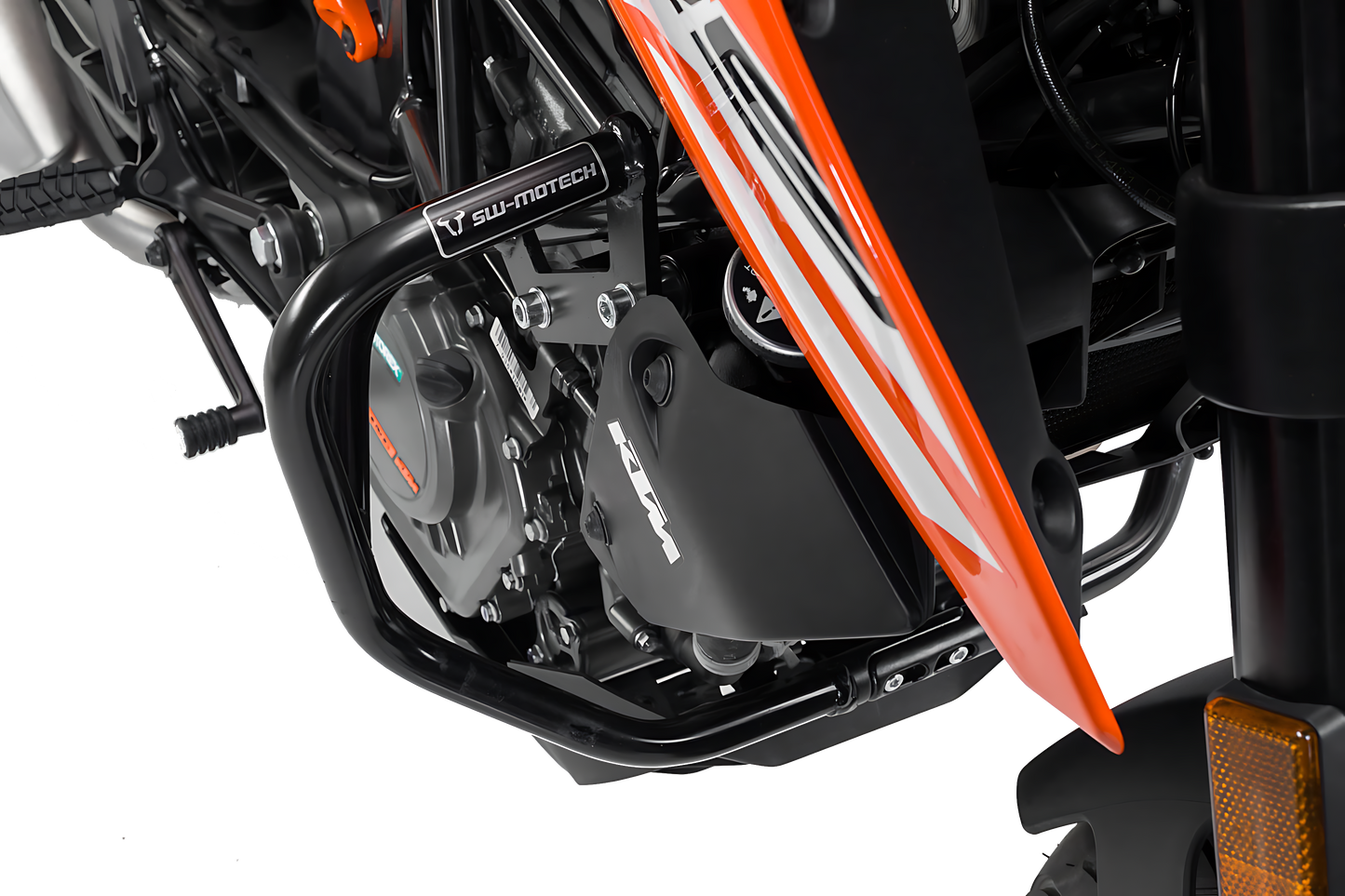 Protecciones laterales de motor Negro. KTM 125 (11-20) / 200 Duke (11-16).