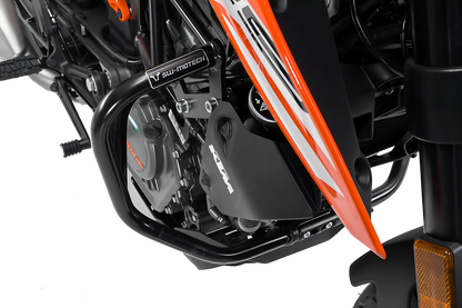 Protecciones laterales de motor Negro. KTM 125 (11-20) / 200 Duke (11-16).