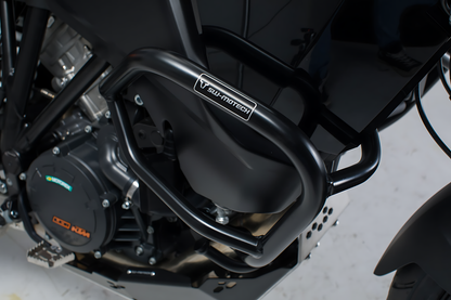 Protecciones laterales de motor Negro. KTM 1050/1090 Adv, 1290 SAdv S.