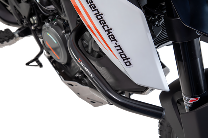 Protecciones laterales de motor Negro. KTM 390 Adv (19-).