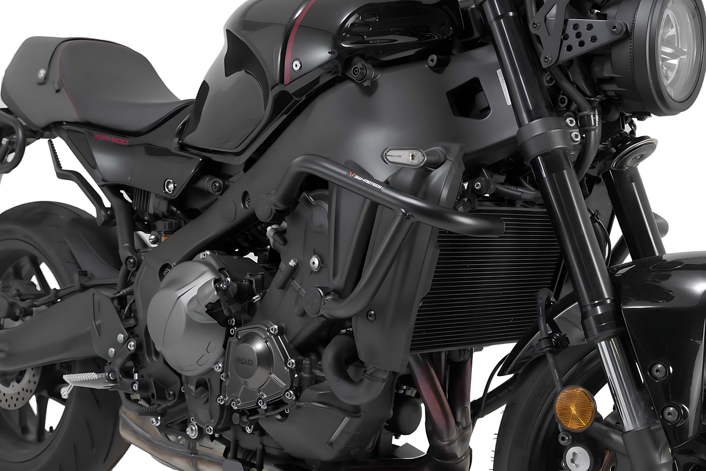 Protecciones laterales de motor Negro. Yamaha MT-09 / SP (20-), XSR900 (21-).