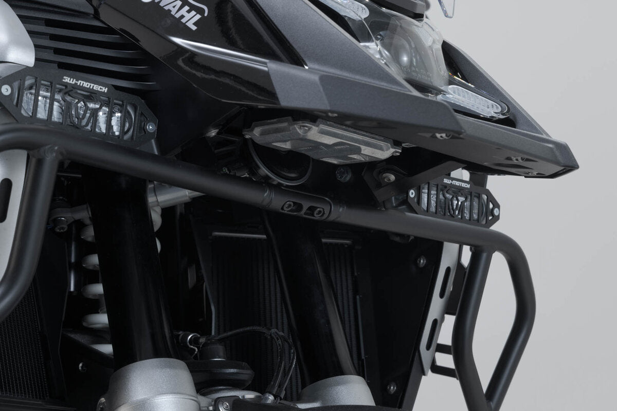 Protecciones superiores de motor. Negro. BMW R 1300 GS Adventure (24-). OEM SBL.