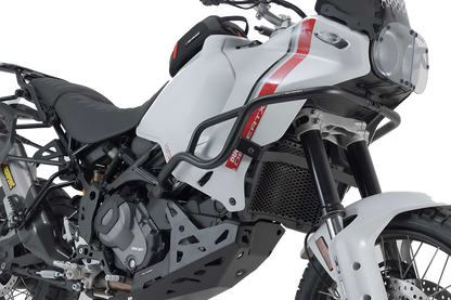 Protecciones laterales de motor Negro. Ducati DesertX (22-).