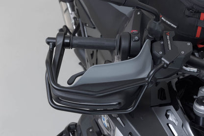 Protección de guardamanos Negro. BMW R 1300 GS (23-) / Adventure (24-).