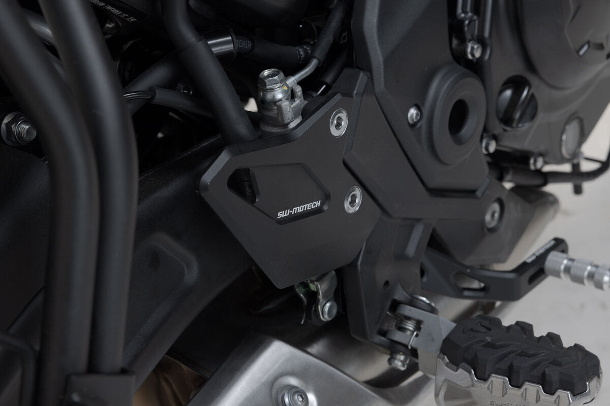 Protector de talón. Negro. Kawasaki Z650RS (21-).