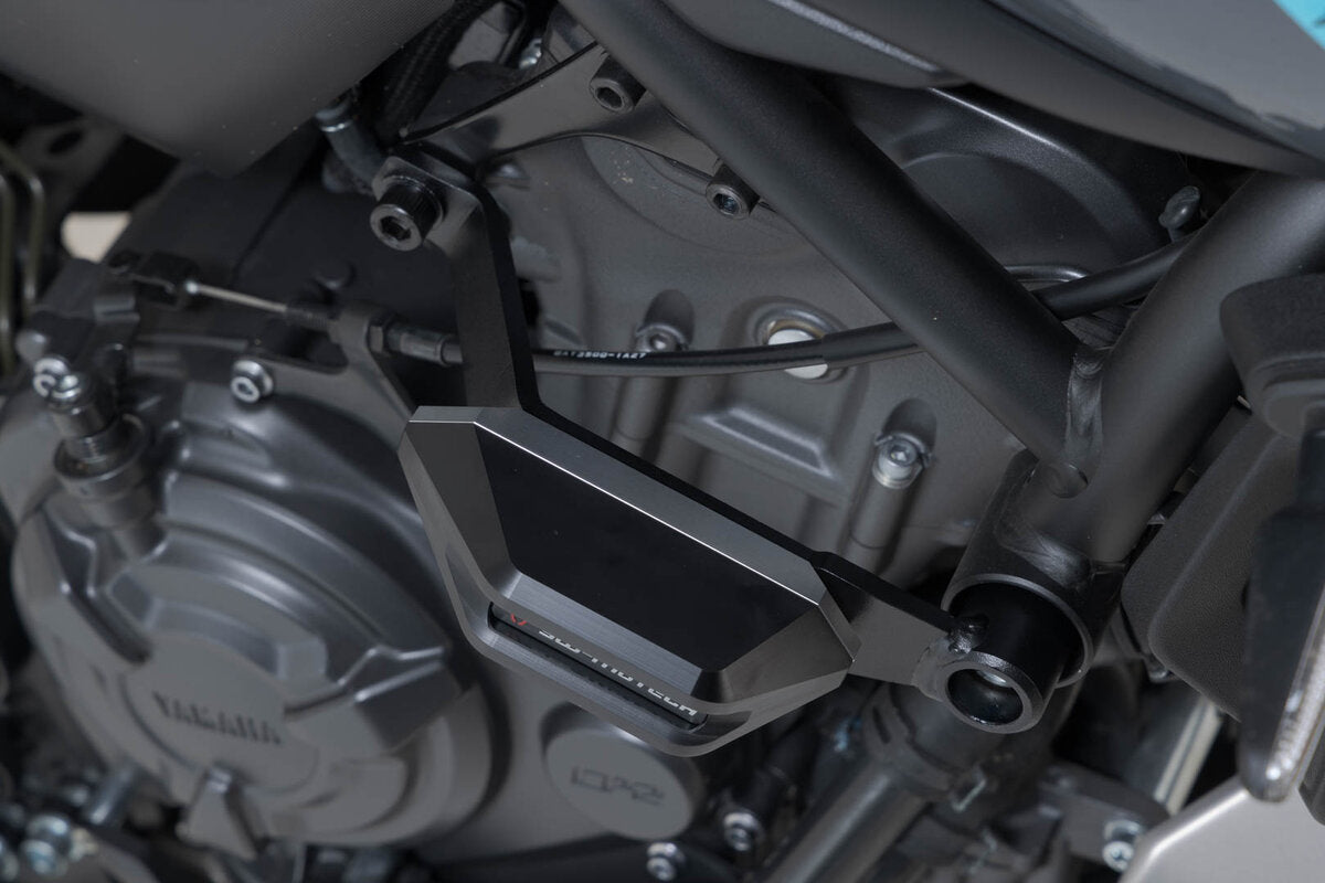 Kit de topes anticaidas. Negro. Yamaha MT-07 (14-) / MT-07 Tracer (16-).