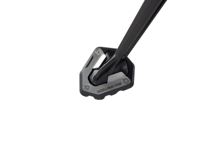 Extension para caballete lateral Negro/plateado. KTM 1290 Super Adventure/S (21-).