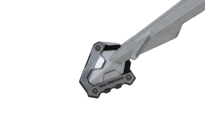 Extensión para caballete lateral Negro/plateado. BMW F 900 GS (23-).